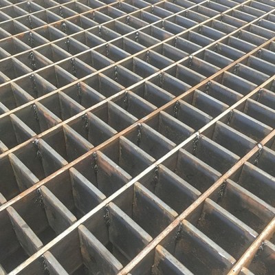 爬架网 构筑安全与美观并存的现代建筑防护屏障